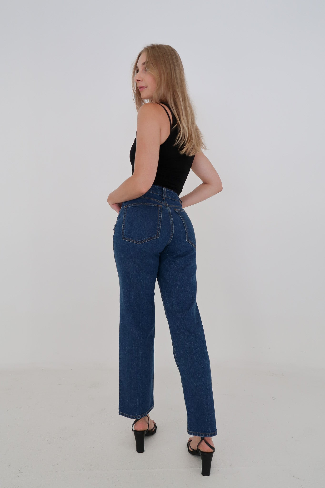 Hannah Jean | Indigo